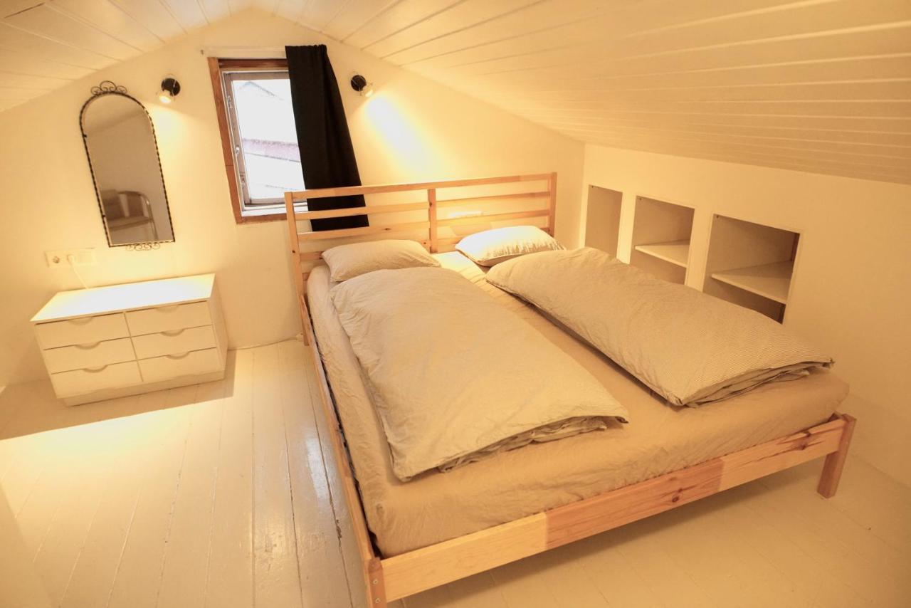 Cozy On The Strip Apartment Reykjavik Luaran gambar